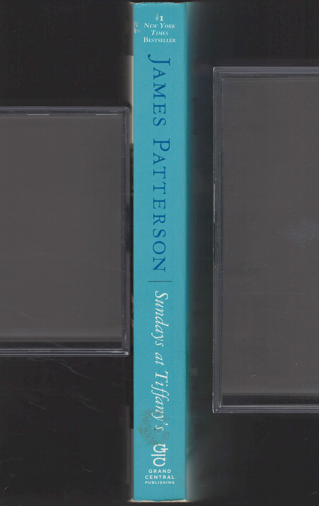 Sundays at Tiffany's by Gabrielle Charbonnet spine