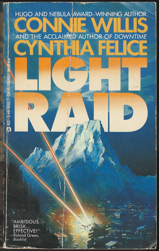 Front cover of Light Raid by Connie Willis and Cynthia Felice with a futuristic landscape illustration.