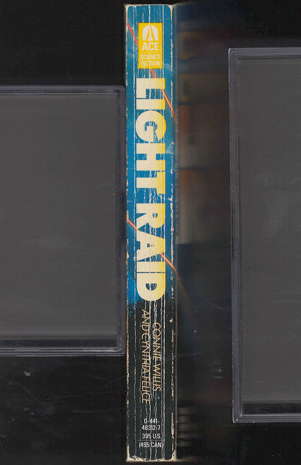 Light Raid by Connie Willis and Cynthia Felice spine