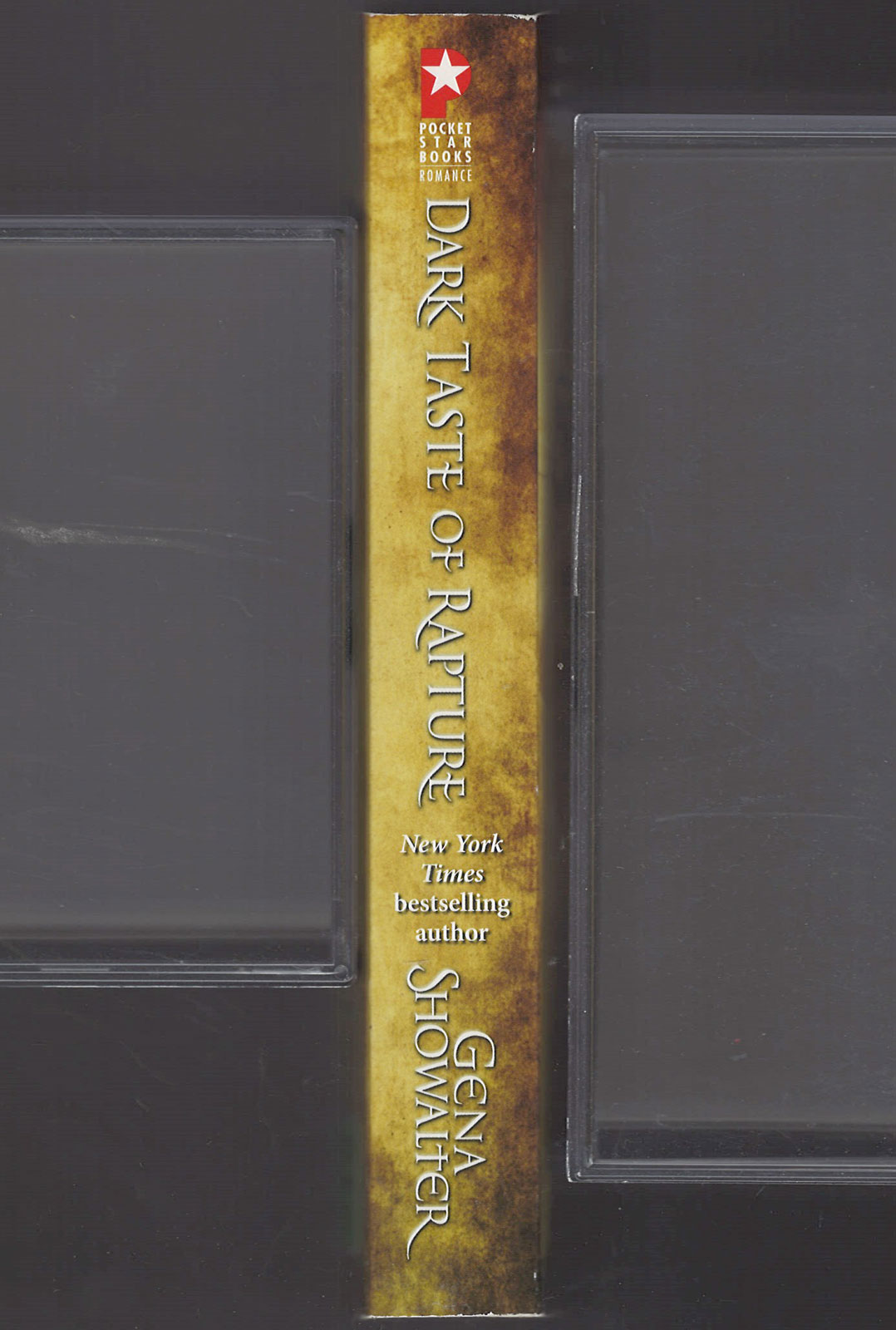 Dark Taste of Rapture by Gena Showalter spine