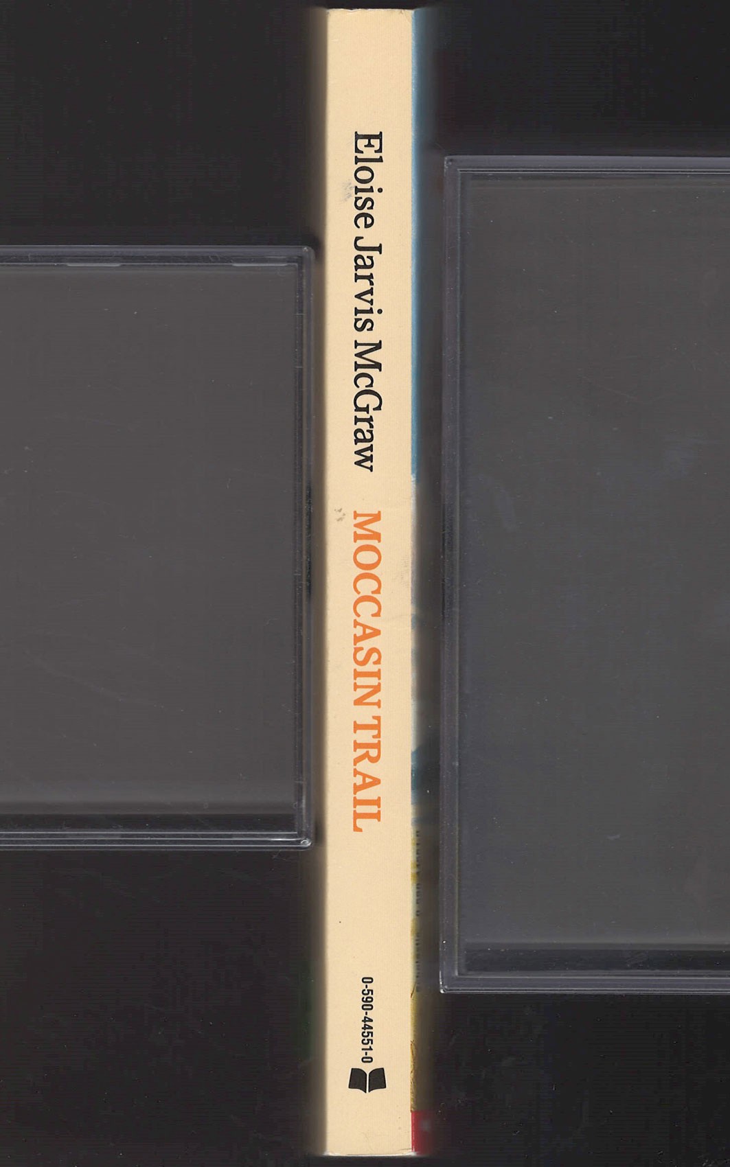 Moccasin Trail by Eloise Jarvis McGraw spine