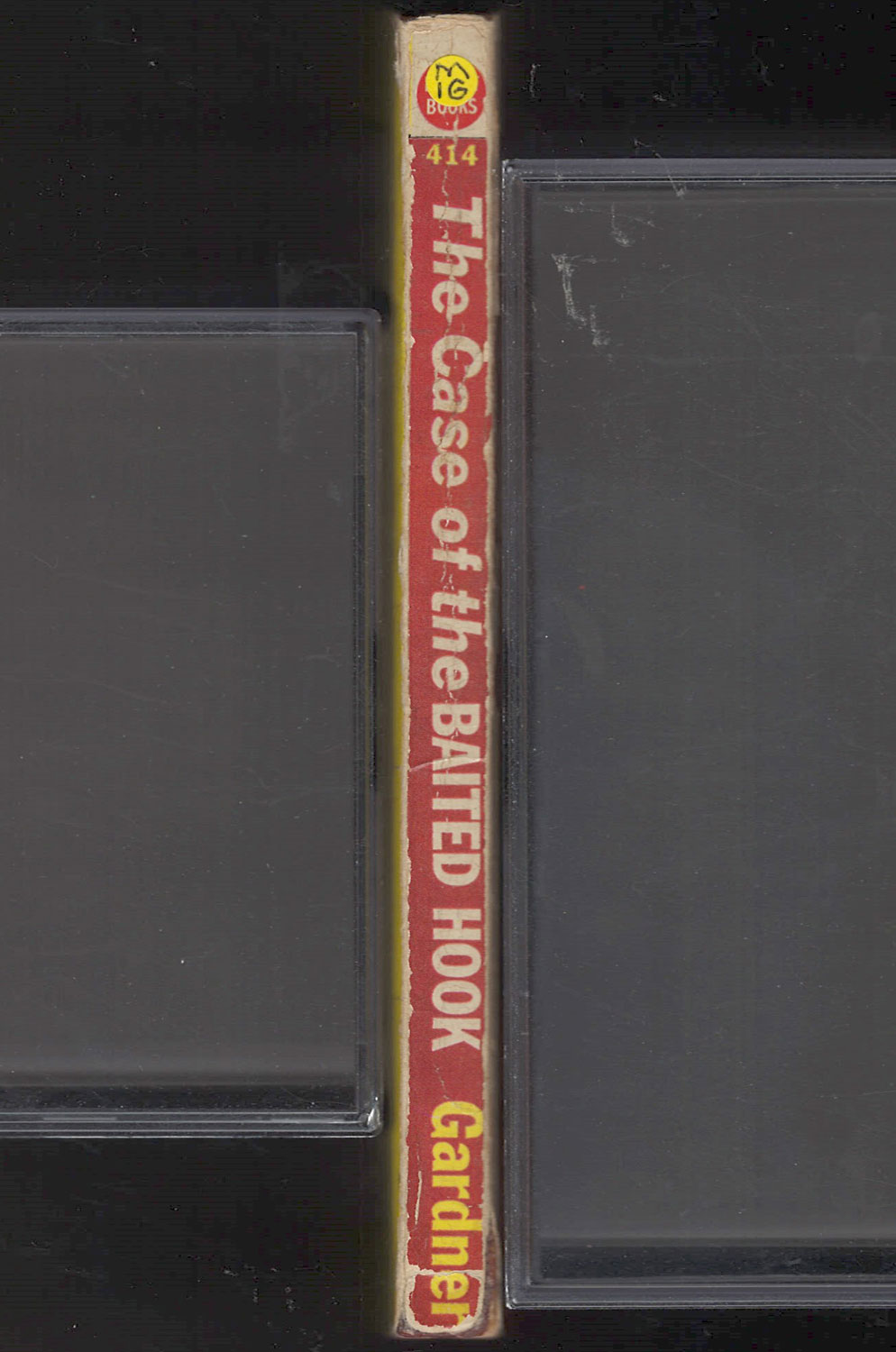 The Case of the Baited Hook by Erle Stanley Gardner spine