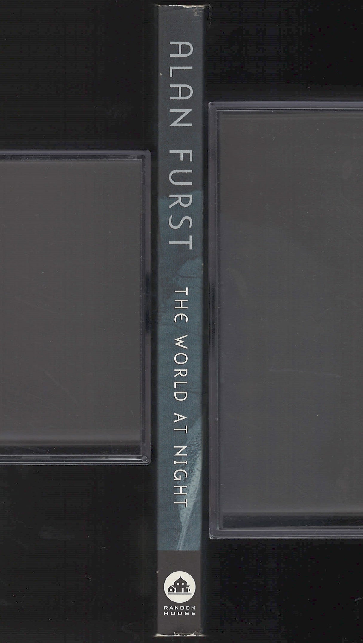 The World at Night by Alan Furst spine