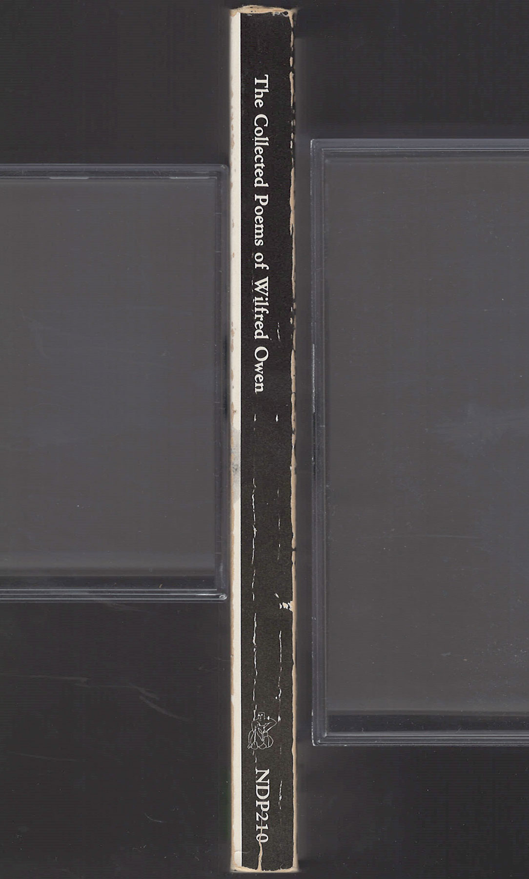 The Collected Poems of Wilfred Owen spine