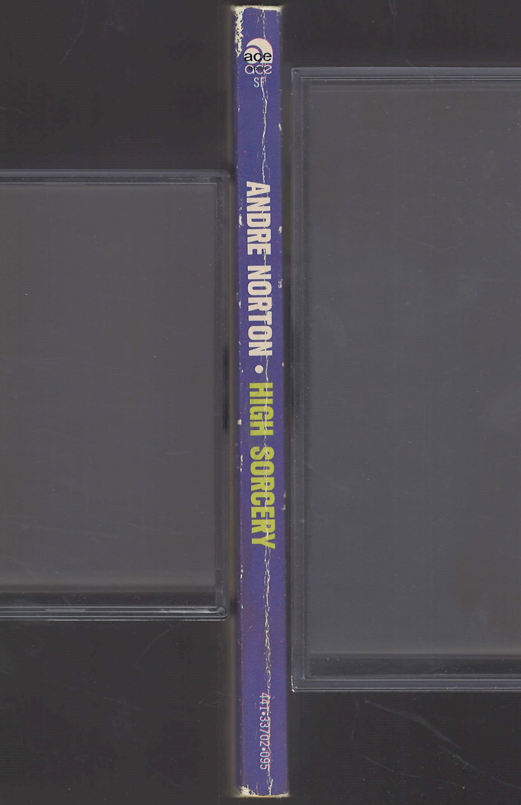 High Sorcery by Andre Norton spine