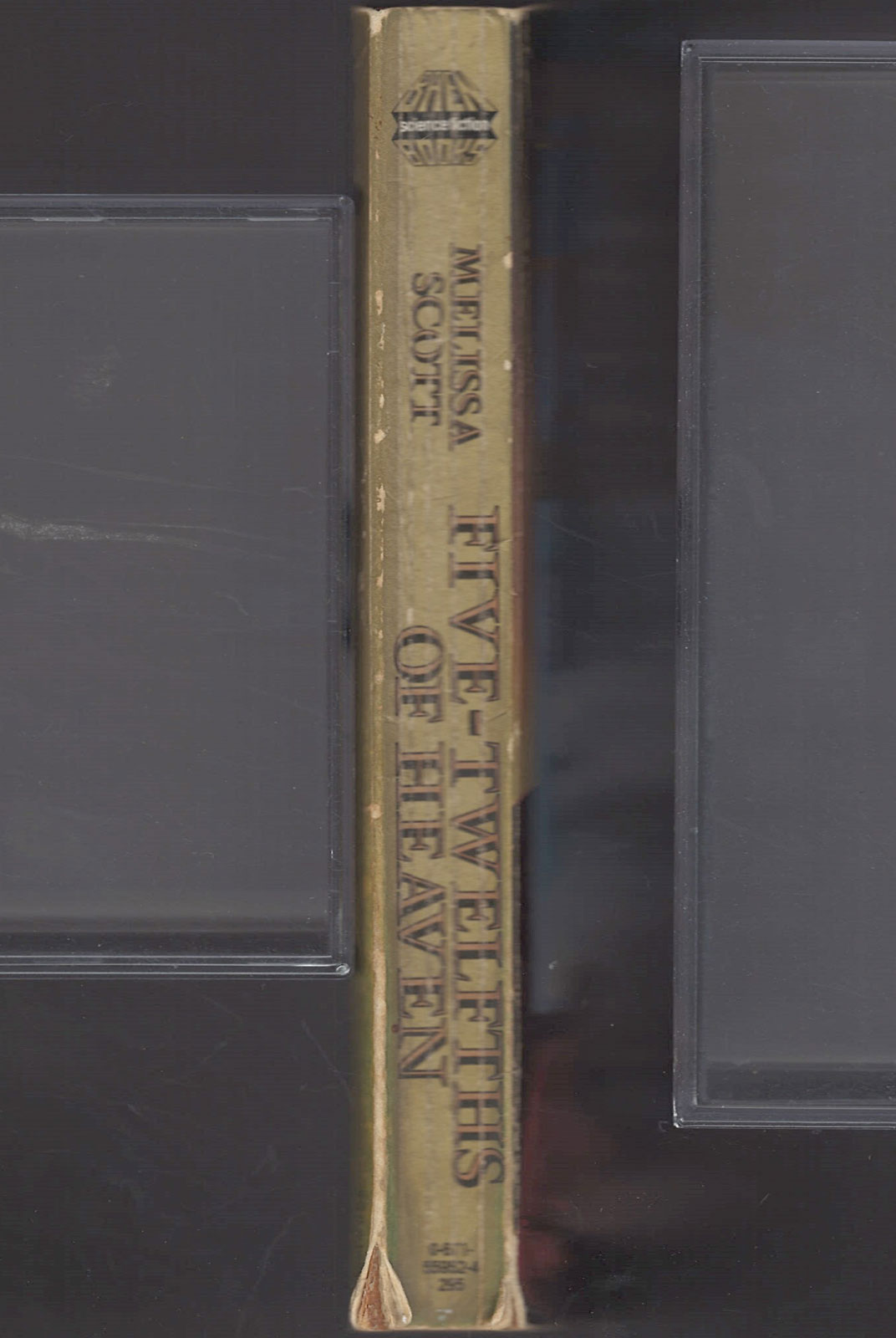 Five-Twelfths of Heaven by Melissa Scott spine