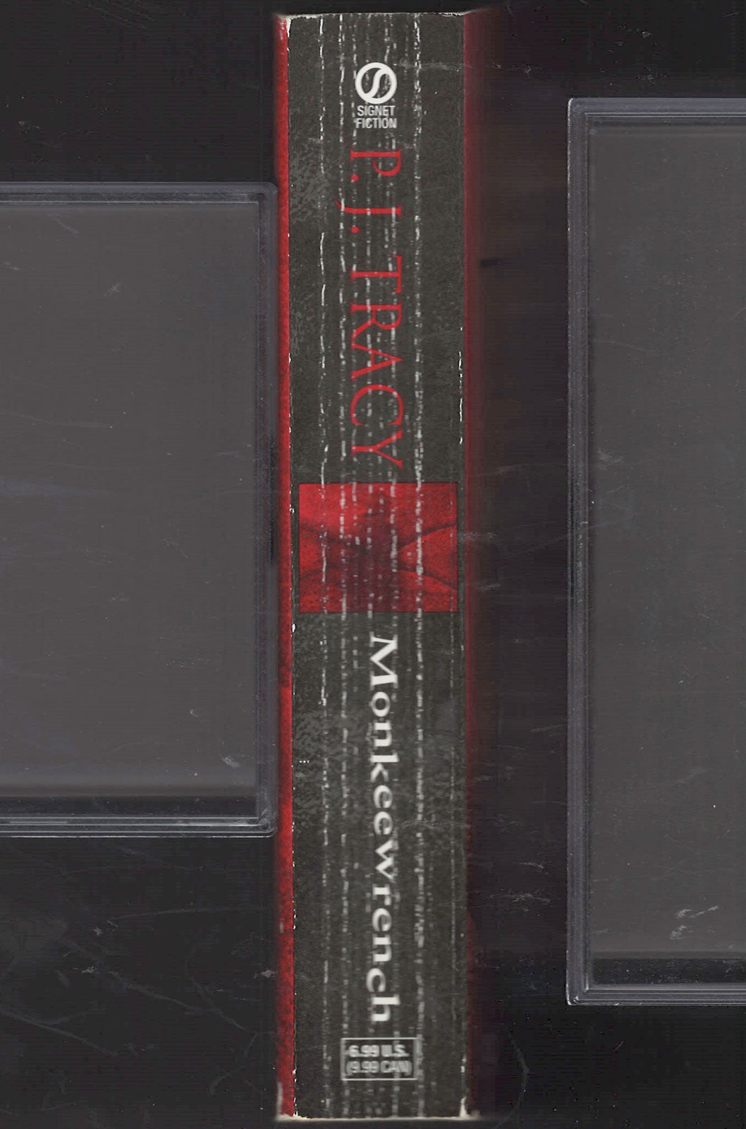 Monkeewrench by P. J. Tracy spine