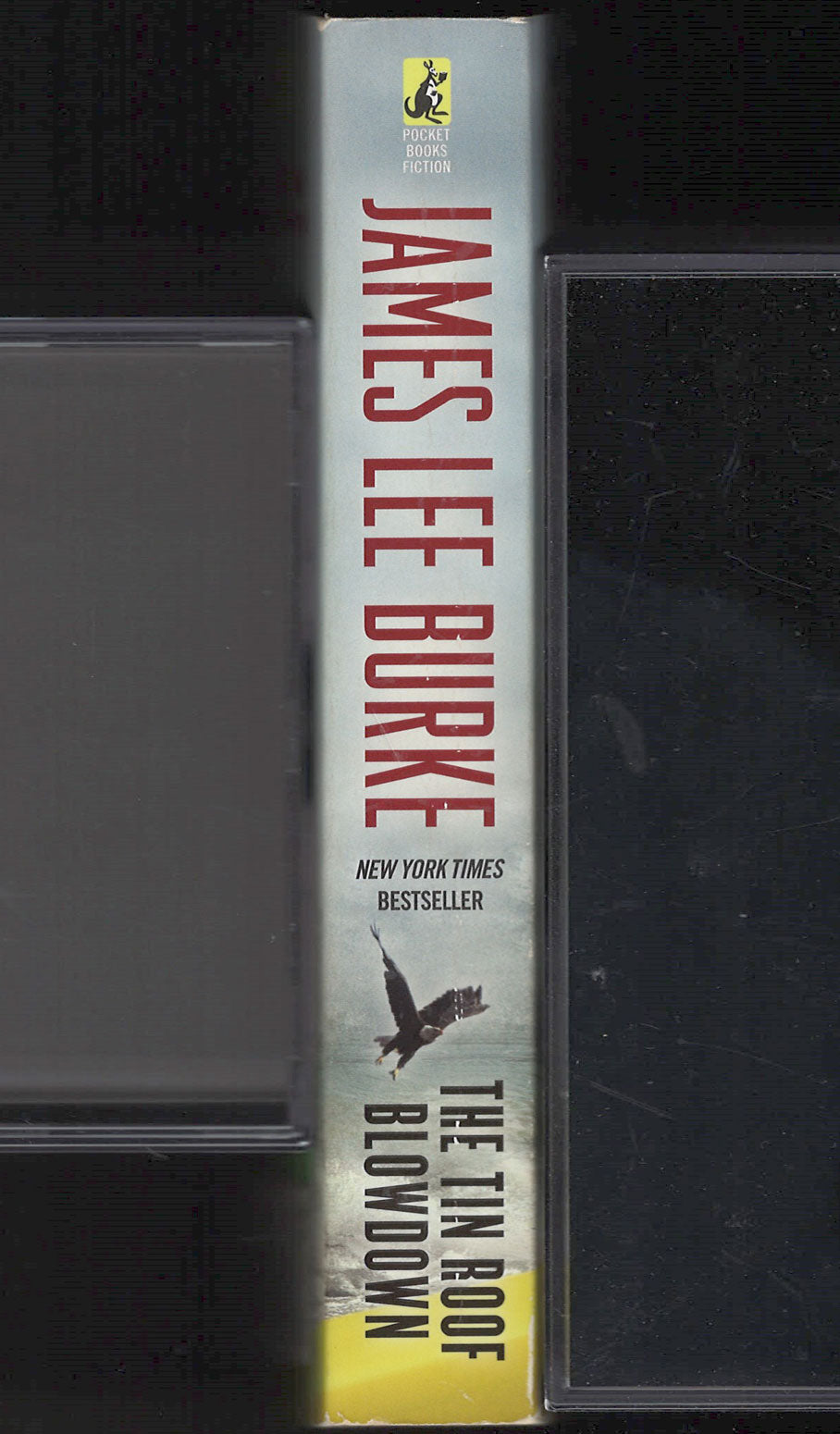 Tin Roof Blowdown by James Lee Burke spine