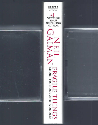 Fragile Things by Neil Gaiman spine
