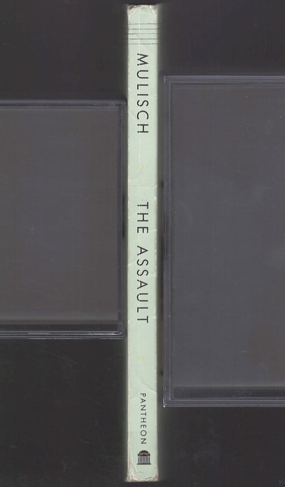 The Assault by Harry Mulisch spine