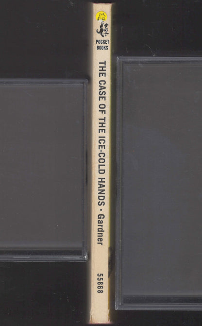 The Case of the Ice-Cold Hands by Erle Stanley Gardner spine