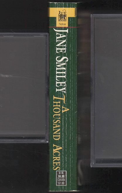 A Thousand Acres by Jane Smiley spine
