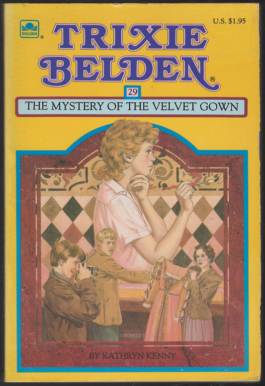 Trixie Belden and the Mystery of the Velvet Gown front cover