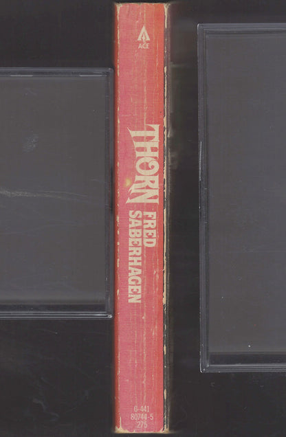 Thorn by Fred Saberhagen spine