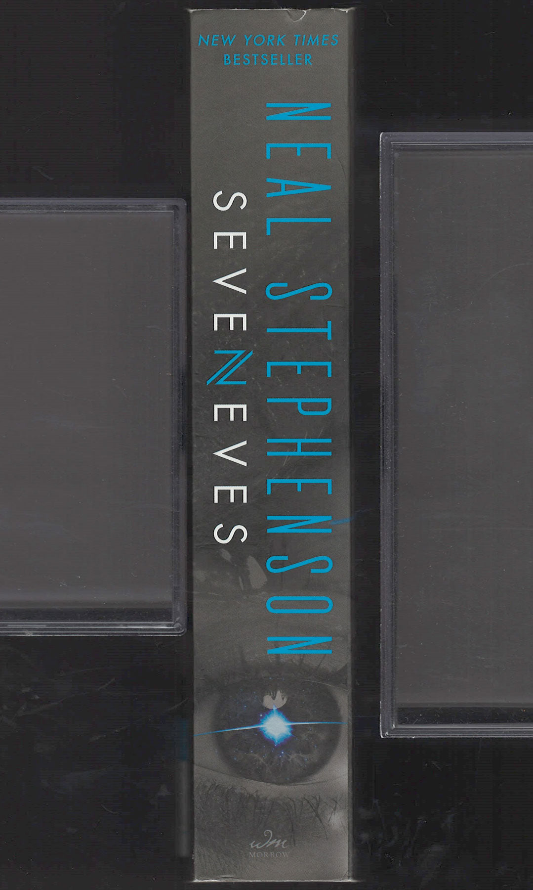 Seveneves by Neal Stephenson spine