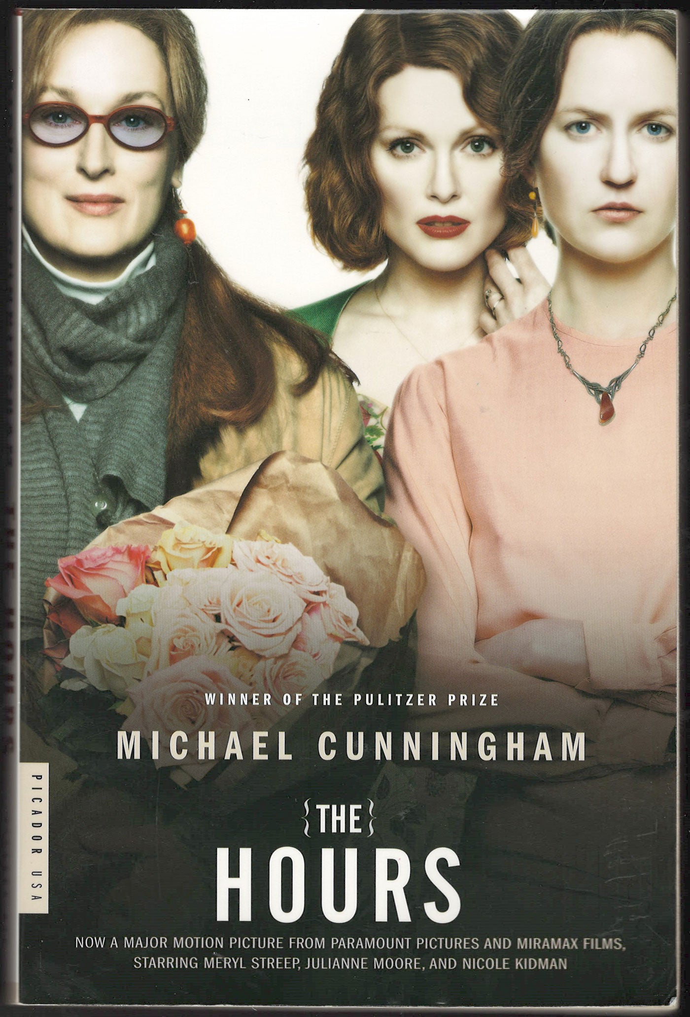 The Hours by Michael Cunningham front cover