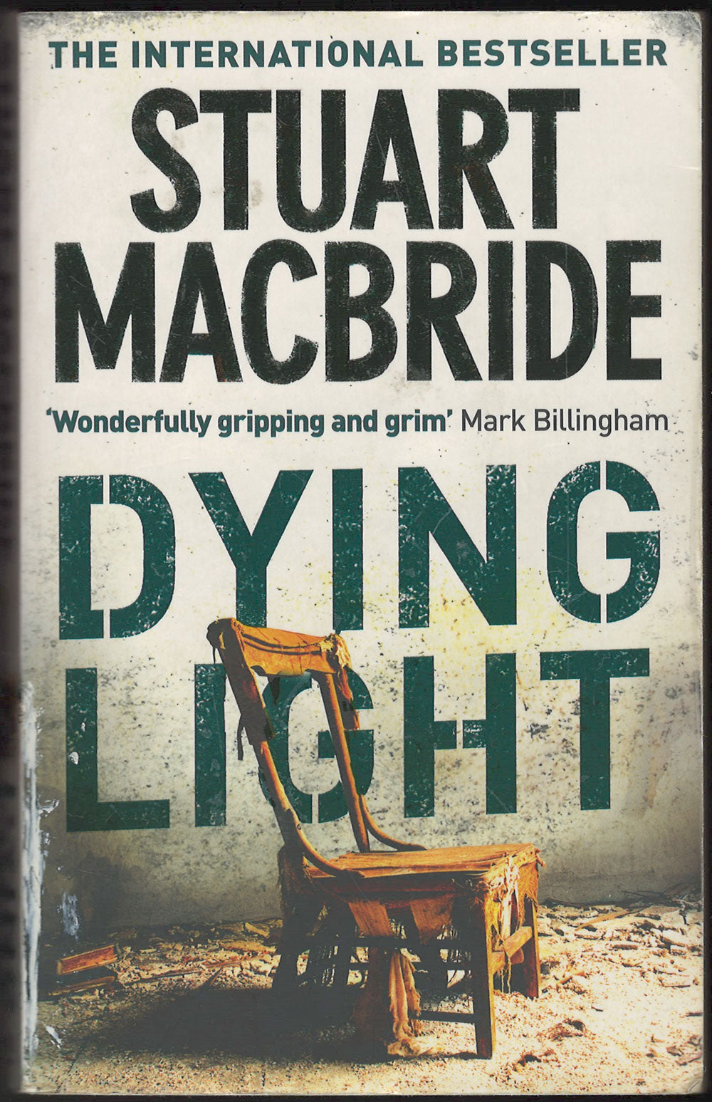 Dying Light by Stuart MacBride front cover