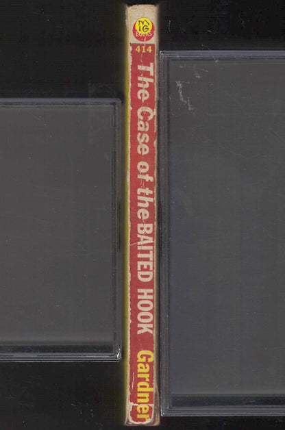The Case of the Baited Hook by Erle Stanley Gardner spine