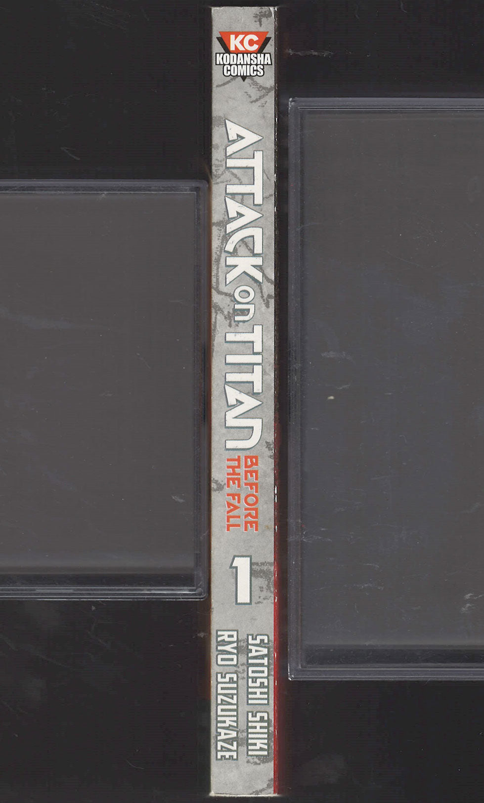 Attack on Titan by Ryo Suzukaze and Satishi Shiki spine