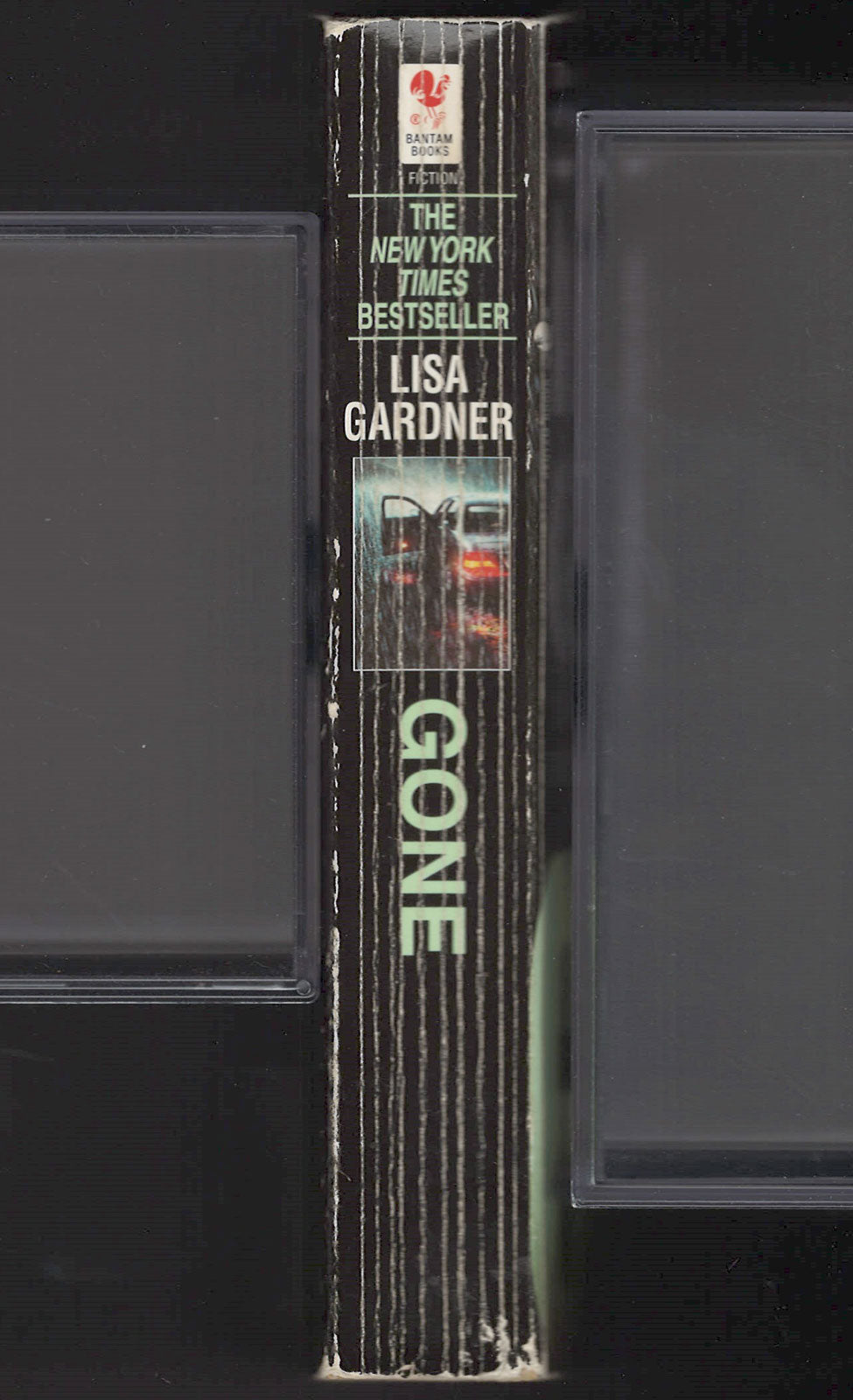 Gone by Lisa Gardner spine