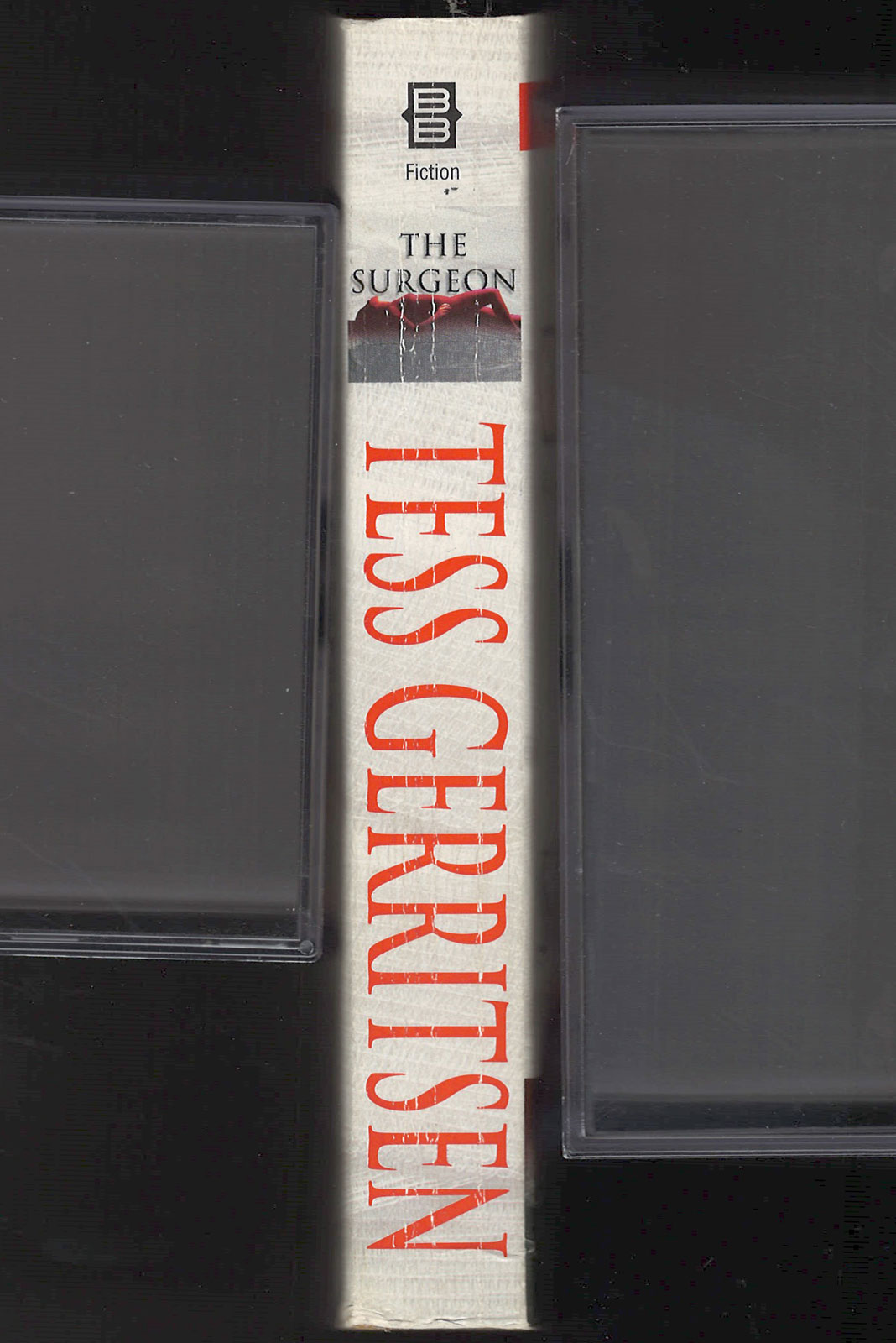 The Surgeon by Tess Gerritsen spine