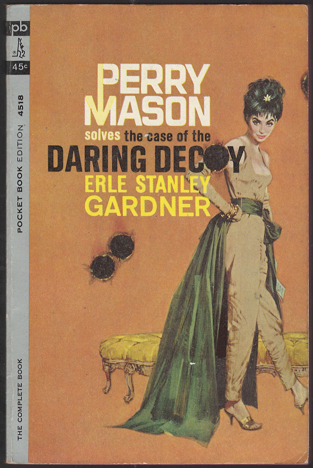 The Case of the Daring Decoy by Erle Stanley Gardner front cover