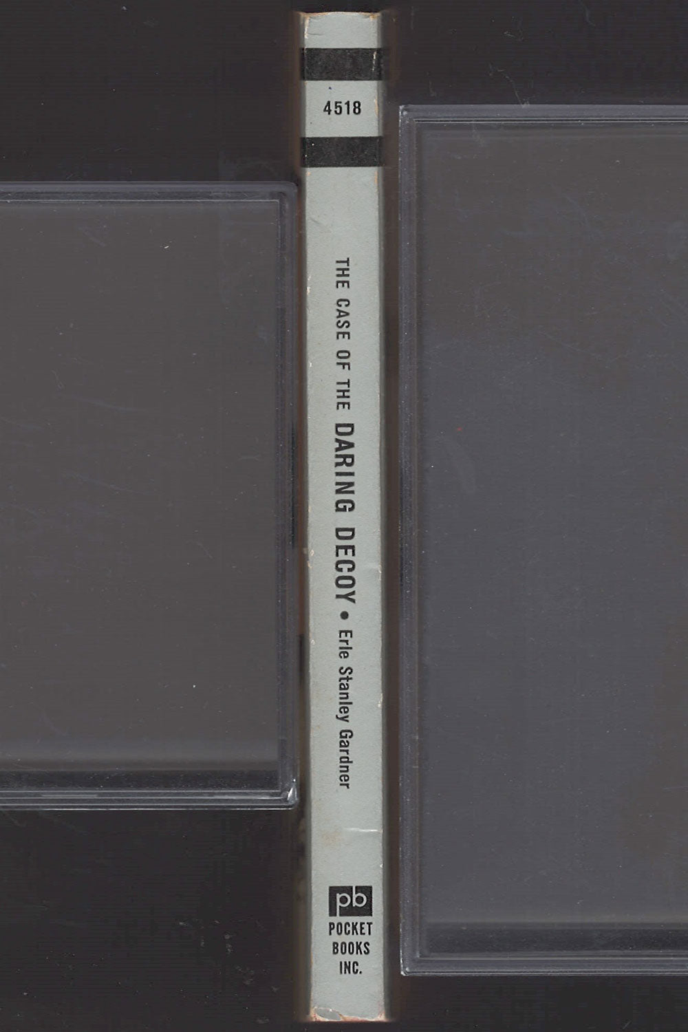 The Case of the Daring Decoy by Erle Stanley Gardner spine