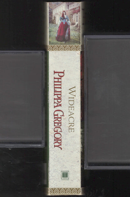 Wideacre by Philippa Gregory spine