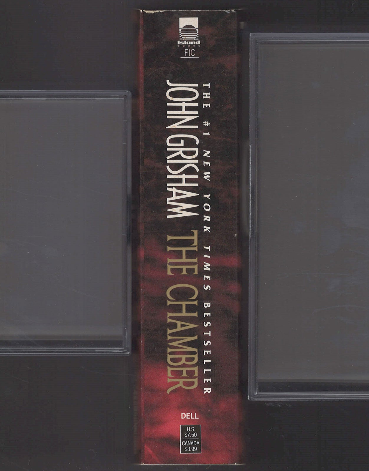 The Chamber by John Grisham spine