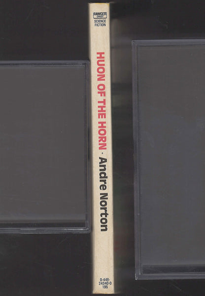 Huon of the Horn by Andre Norton spine
