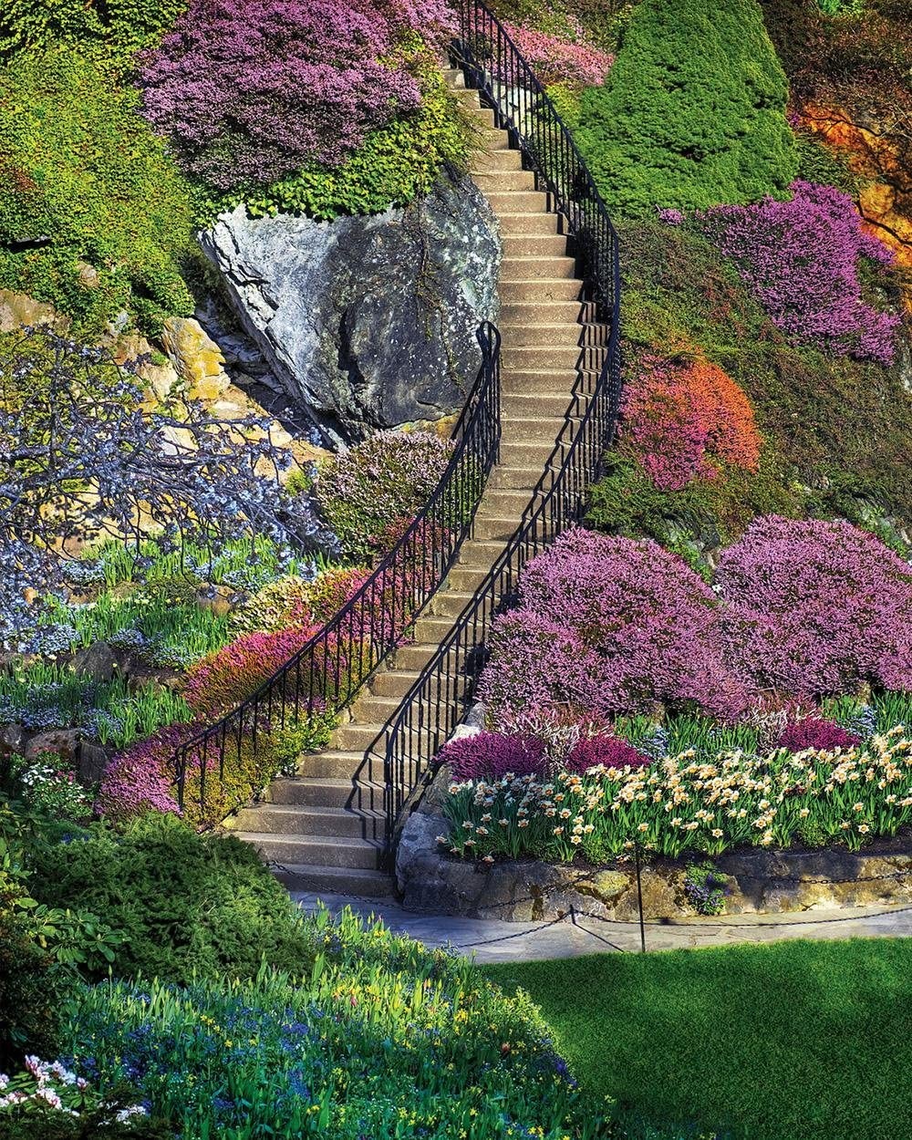 Garden Stairway 500 Piece Jigsaw Puzzle